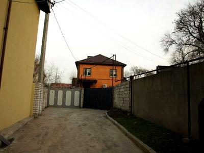 будинок за адресою Михайла Грушевського вул. (Карла Лібкнехта), 35