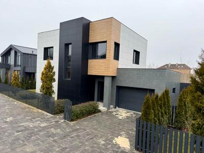 будинок за адресою Золочівська