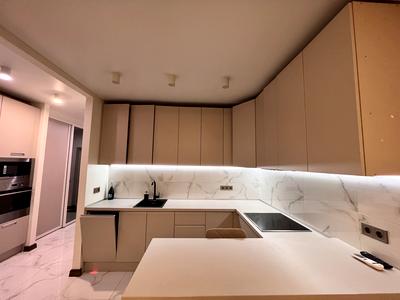 квартира по адресу Драгоманова ул., 2-Б