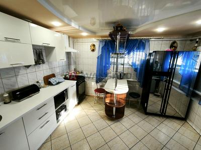 дом по адресу Яблочная ул., 80