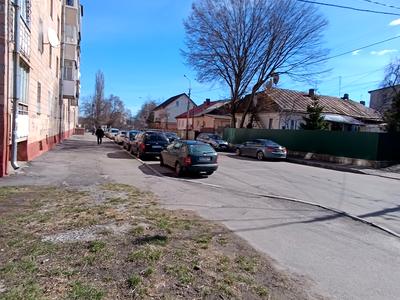 комерційна за адресою Рівне, вул. Пересопницька, 170