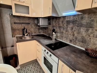 квартира за адресою Регенераторна вул., 4