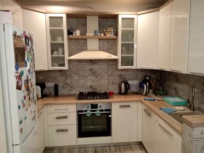 квартира за адресою Академіка Степана Рудницького вул., 31