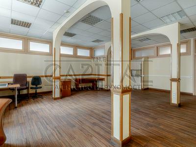 комерційна за адресою Саксаганського вул., 67