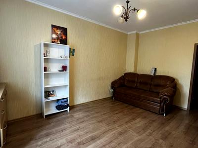 квартира за адресою Вишнева вул., 1