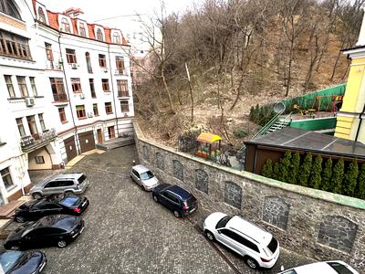квартира за адресою Воздвиженська вул., 48