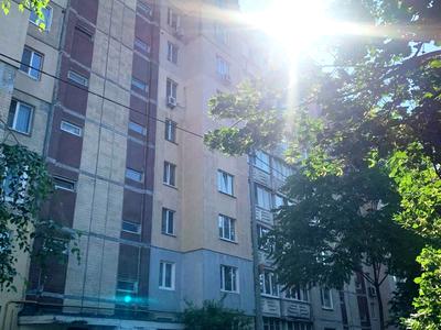 квартира за адресою Європейського Союзу просп. (Правди), 33