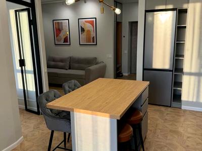 квартира за адресою Домбровського вул., 75