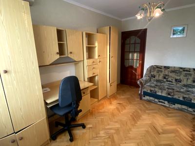 квартира за адресою Київ, Андрія Малишка вул., 3
