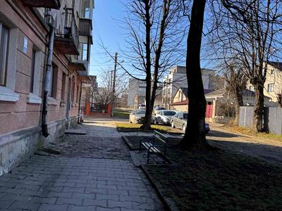 квартира за адресою Яремчука, 41