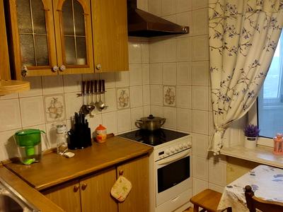 квартира за адресою Ревуцького вул., 11-А