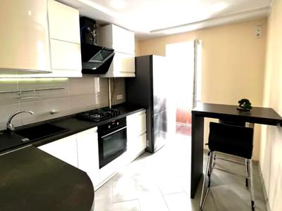 квартира за адресою Оболонська вул., 25