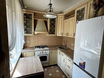 квартира за адресою Зарічанська вул., 18