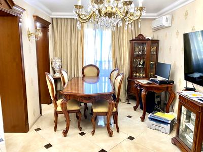 квартира за адресою Кривий Ріг, Українська вул., 1