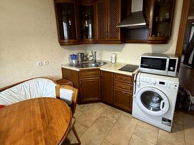 квартира по адресу Зои Гайдай ул., 7-А