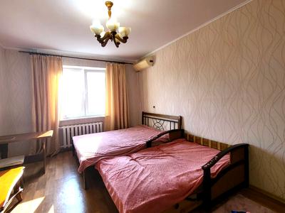 квартира за адресою Київ, Григорія Ващенка вул., 1