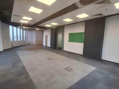 комерційна за адресою Князів Острозьких вул. (Московська), 32
