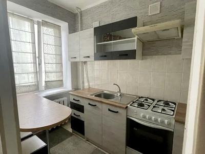 квартира за адресою Набережно-Хрещатицька вул., 35