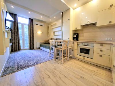 квартира за адресою Регенераторна вул., 4