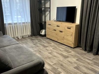 квартира за адресою Зодчих вул., 38