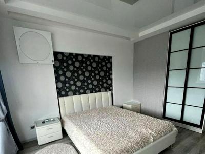квартира за адресою Ревуцького вул., 9