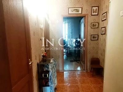 квартира за адресою Каштанова вул., 5