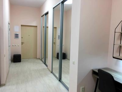квартира за адресою Дмитра Яворницького просп. (Карла Маркса), 72