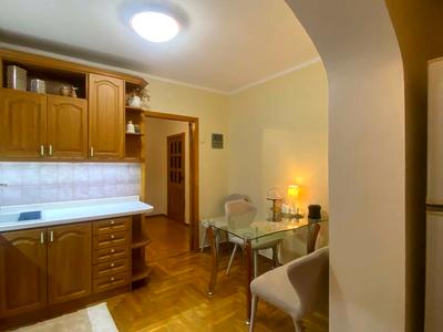 квартира за адресою Біличанська вул., 5