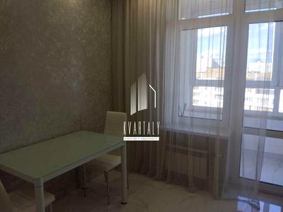 квартира за адресою Драгоманова вул., 10