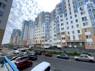 квартира за адресою Сергія Данченка вул., 32-Б