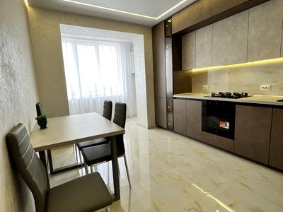 квартира за адресою Богдана Хмельницького вул., 37Д