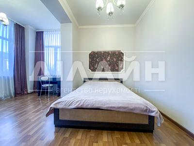 квартира по адресу Розваги ул., 27