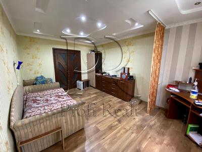 квартира за адресою Миколи Ушакова вул., 20-А