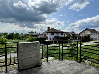дом по адресу Салютная ул., 33