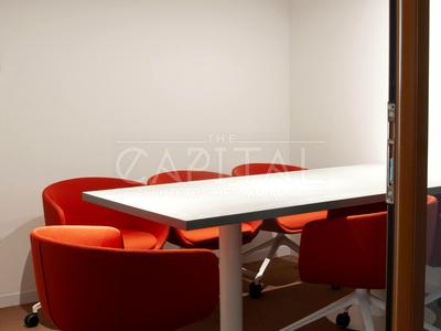 комерційна за адресою Кловський узвіз, 7a