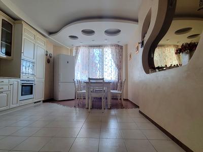 квартира за адресою Клінічна вул., 23/25