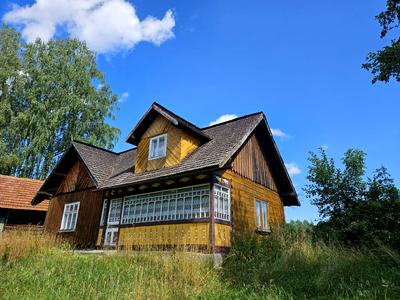 будинок за адресою с. Середній Березів, Петрунівка, 1