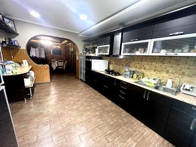 будинок за адресою Моторна вул., 140