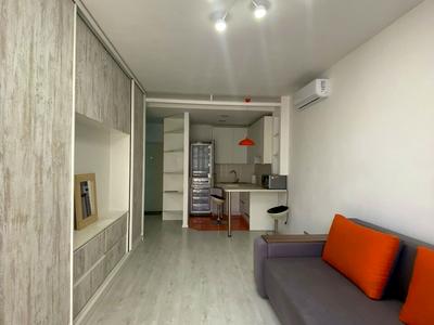 квартира за адресою Регенераторна вул., 4
