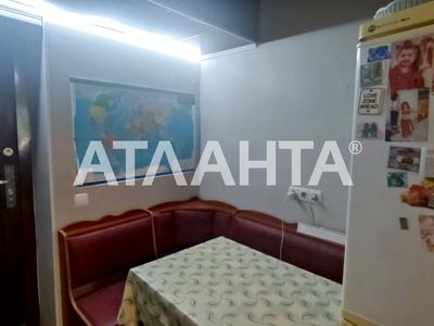 квартира за адресою Капітана Кузнєцова вул., 74