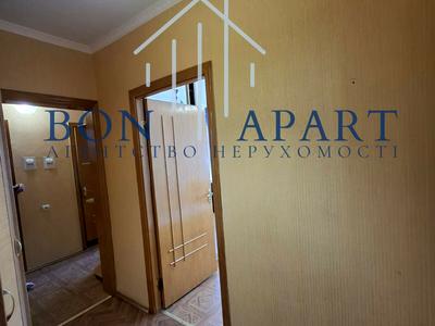 квартира за адресою Прирічна вул., 37