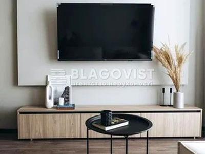 квартира за адресою Причальна вул., 14