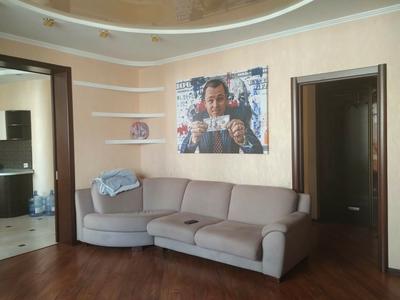 квартира за адресою Дніпровська набережна вул., 19-А