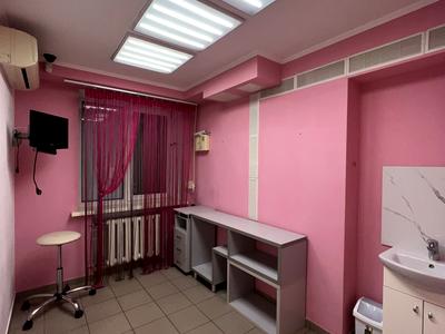 коммерческая по адресу Метростроевская ул., 4