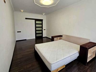 квартира за адресою Василя Симоненка вул., 34