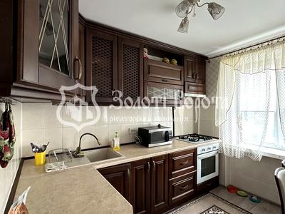 квартира за адресою Хорольська вул., 10
