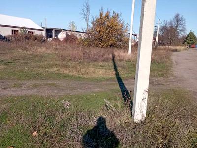 комерційна за адресою вул.Дзержинського, 64