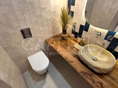 комерційна за адресою Кудрявська вул., 16