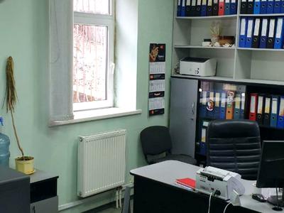 комерційна за адресою Капеланська вул. (Нікітіна), 5