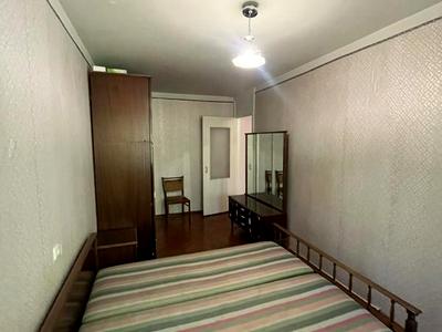 квартира за адресою Космонавтів вул., 48